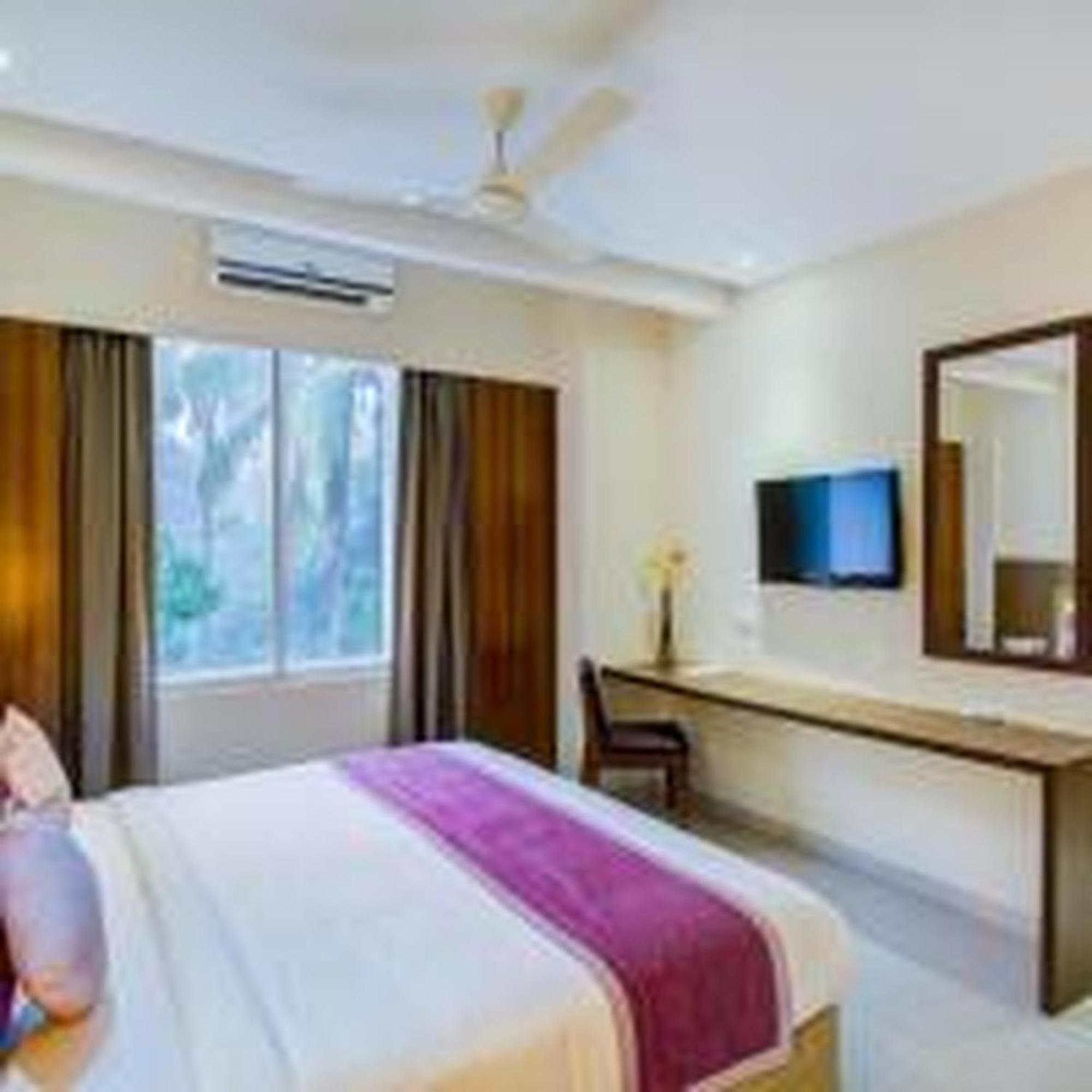 فندق Jk Residency Kelakam المظهر الخارجي الصورة