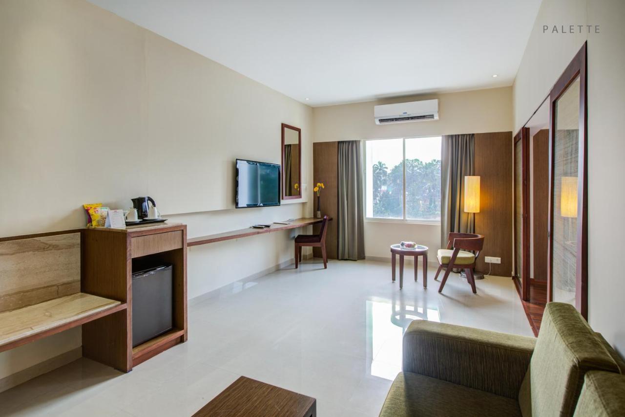 فندق Jk Residency Kelakam المظهر الخارجي الصورة