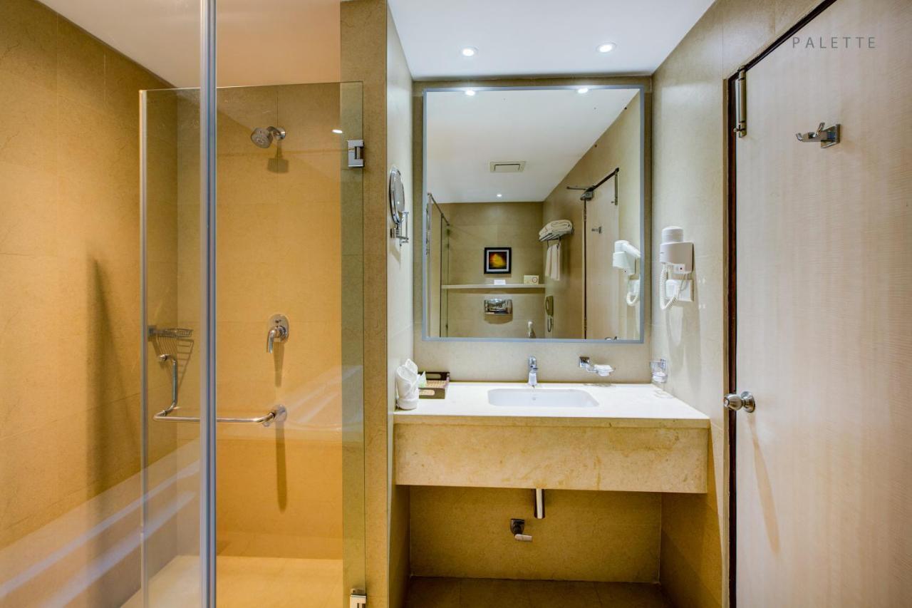 فندق Jk Residency Kelakam المظهر الخارجي الصورة