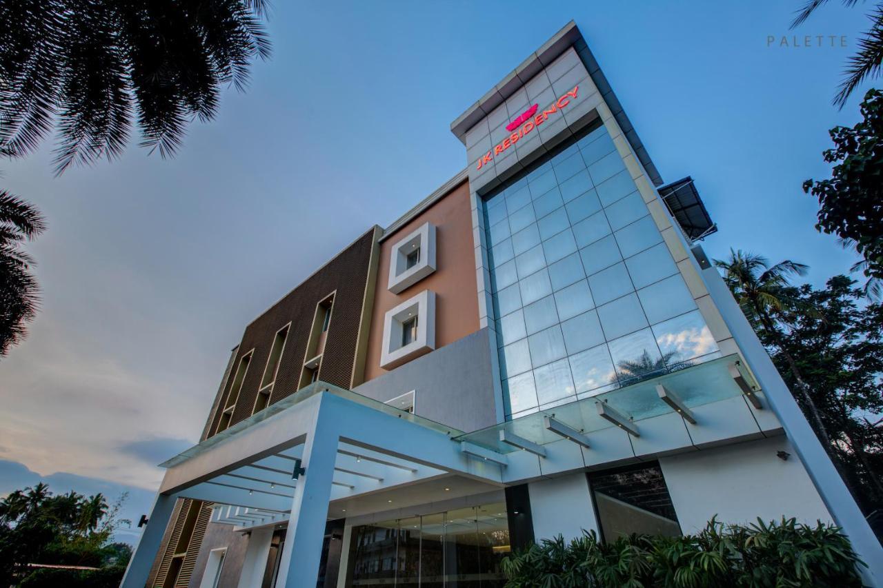 فندق Jk Residency Kelakam المظهر الخارجي الصورة