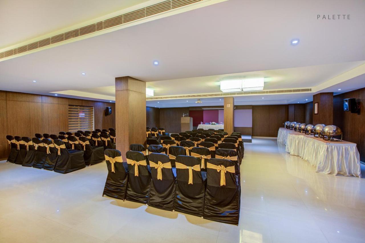 فندق Jk Residency Kelakam المظهر الخارجي الصورة