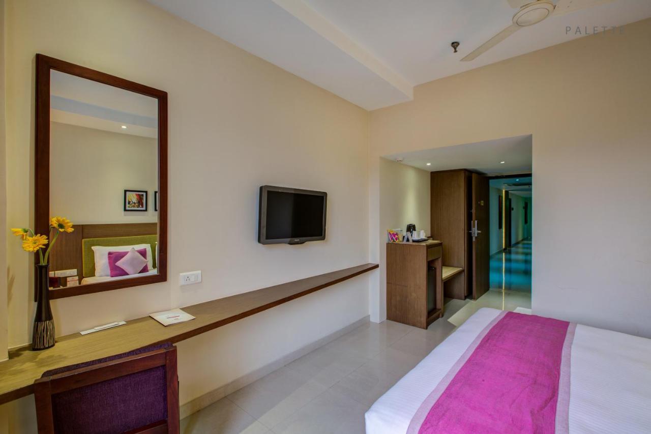 فندق Jk Residency Kelakam المظهر الخارجي الصورة