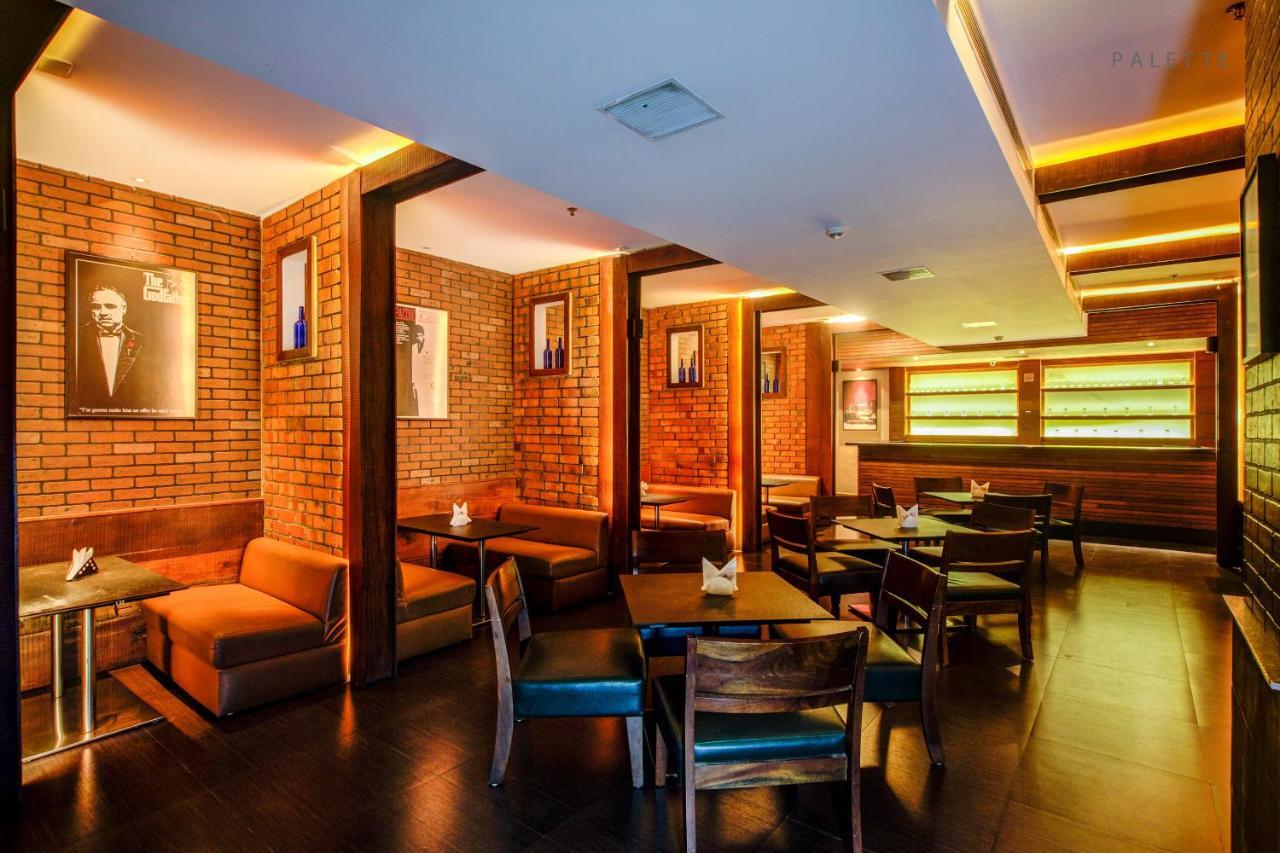 فندق Jk Residency Kelakam المظهر الخارجي الصورة