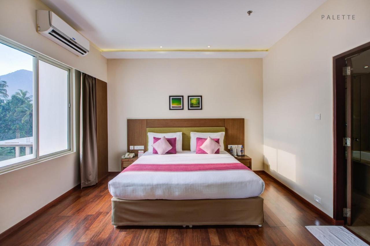 فندق Jk Residency Kelakam المظهر الخارجي الصورة